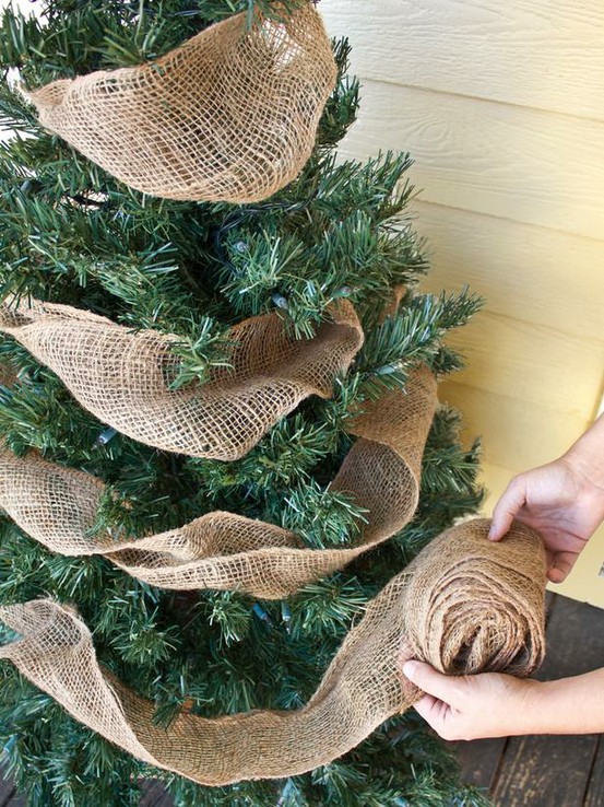 /designed/decorating-with-burlap For The Love Of Burlap | The Holiday ...