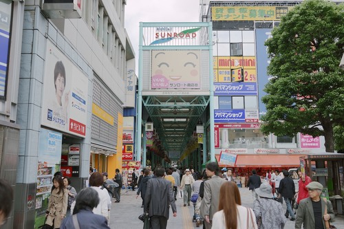 Visitors entering a Kichijōji shopping center.
