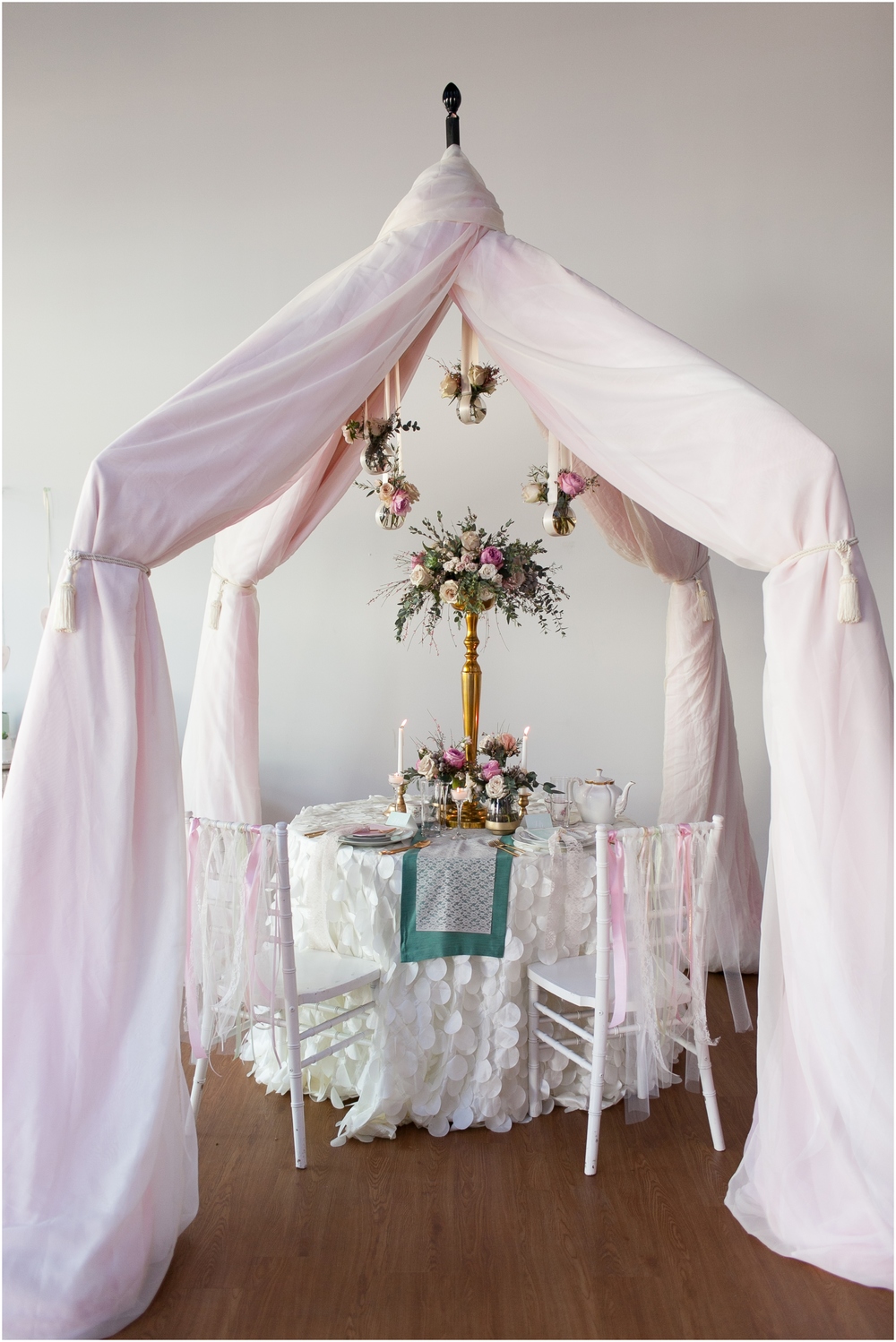 peaked tent, petal taffeta tablecloth
