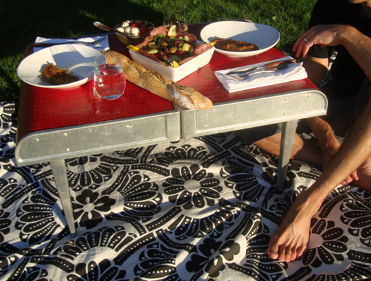 picnic-table-for-2