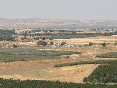 The Israel-Syria border'sÂ Quneitra crossing. Credit: Wikimedia Commons.