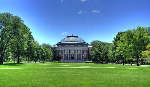 The campus of the University of Illinois at Urbana-Champaign. Credit: Herbert J. Brant via Wikimedia Commons.