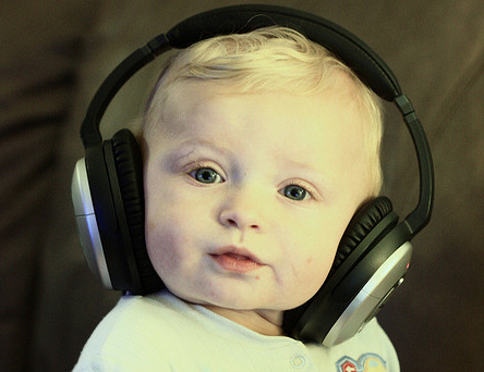 headphone baby