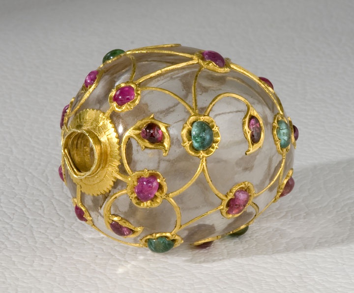 Mango-shaped scent bottle Mid-17th century Rock crystal with rubies and emeralds set in gold. Mughal India. Image: Asia Society