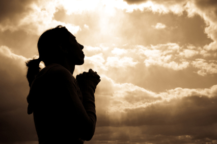 woman praying.jpg