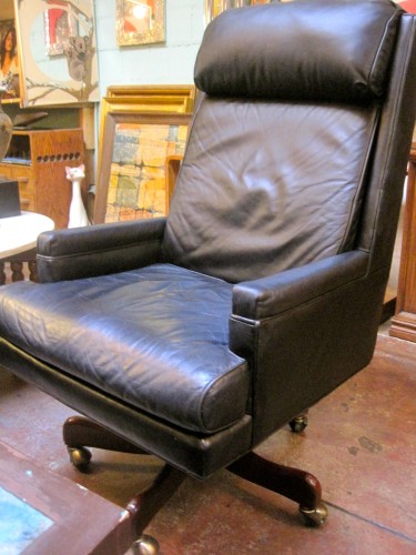 Like A Boss Hancock Moore Leather And Mahogany Executive Office Chair Casa Victoria Vintage Furniture On Los Angeles Sunset Boulevard