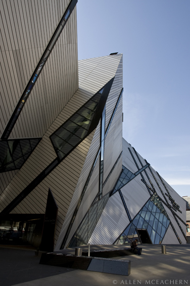 Royal Ontario Museum in Toronto as viewed from Bloor Street. © Allen McEachern.