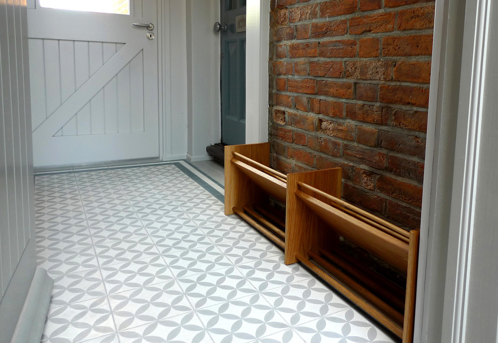 rogue_designs_oxford_porch_shoe_rack_hall_design_victorian_cement_encaustic_patterned_tiles.jpg