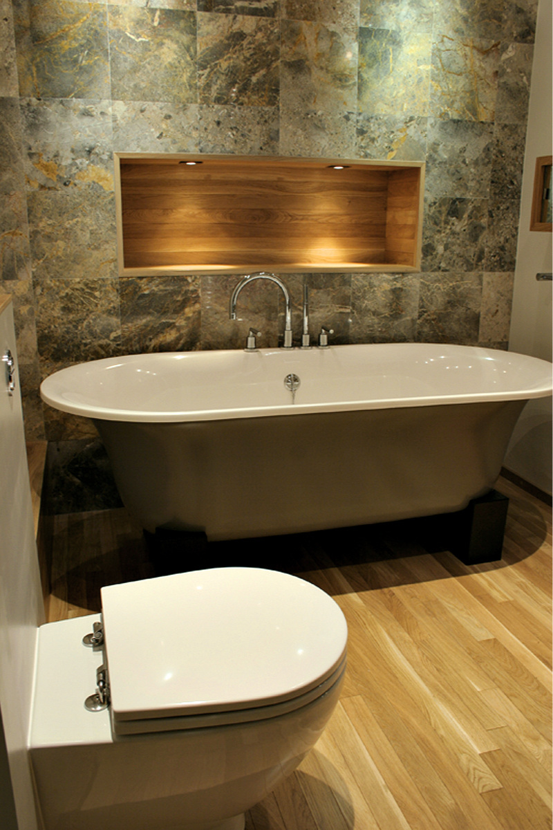 marble_bathroom_oak_alcove_shelving_rogue_designs_interior_designers_oxford