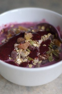 Smoothie, muesli and coulis mixed together