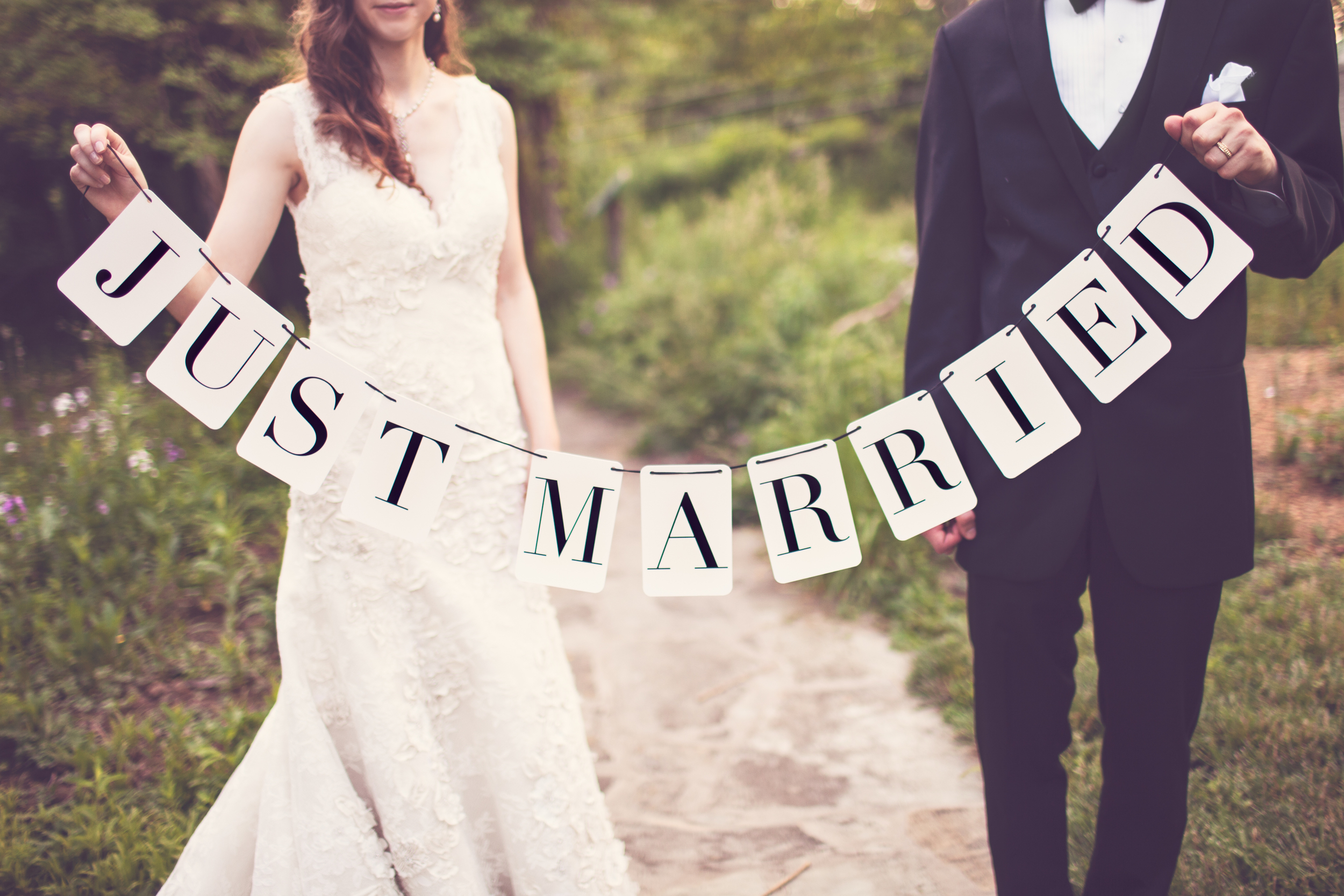 Just Married Banner by Tuck and Bonte Photos by Revival Photography