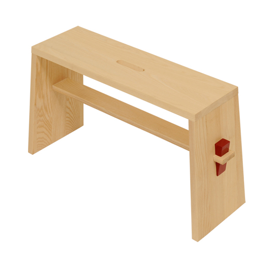 Wedge bench