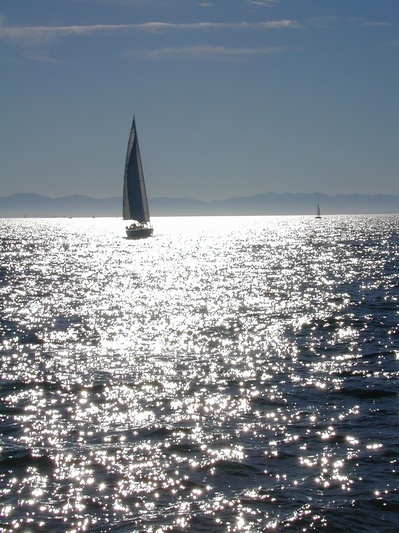 sailboat.jpg