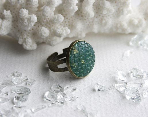 03 teal resin scale ring blog 515px