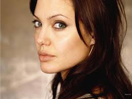 Angelina Jolie2