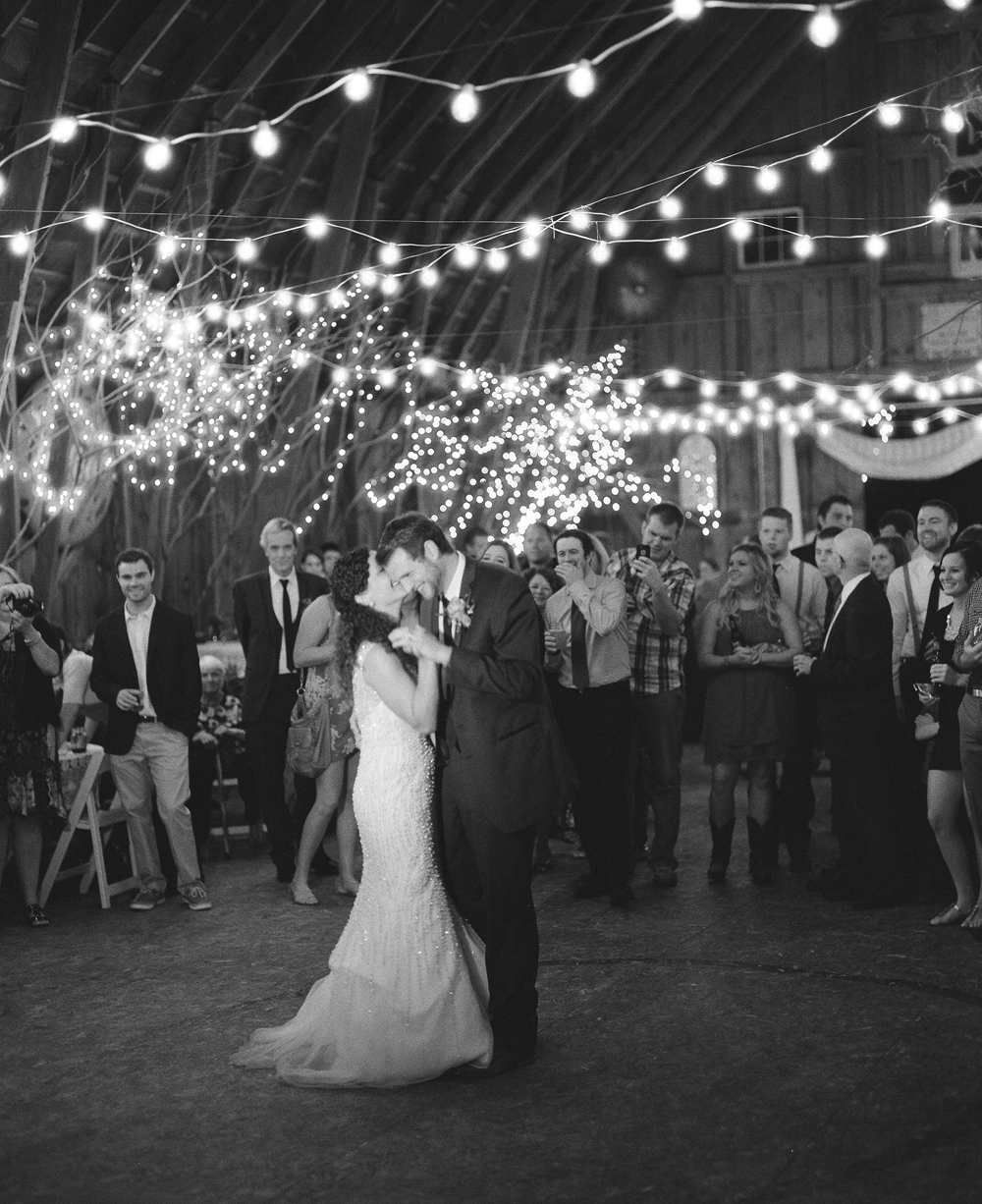 wisconsin-barn-wedding-066