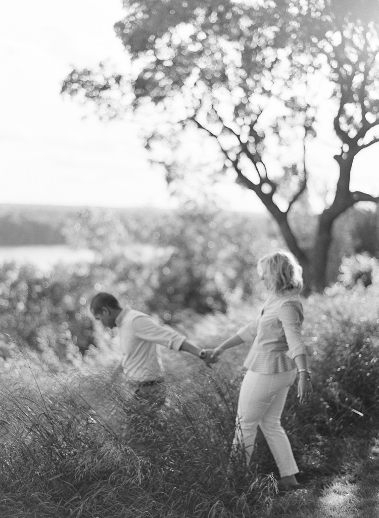 western-wisconsin-engagement-portraits-022