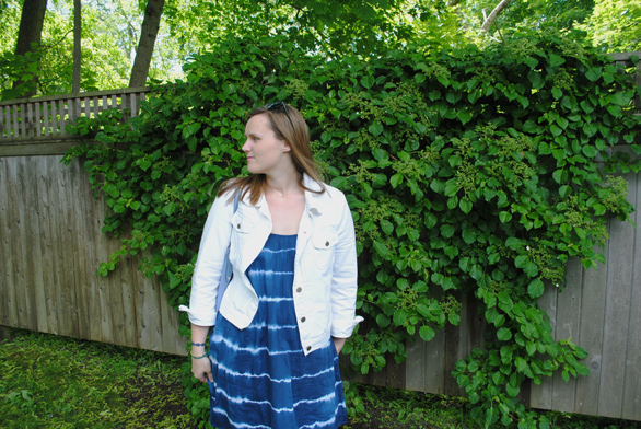 Summer Outfit,  J.Crew White Denim Jacket, College Fashion, New England Lifestyle, Madewell backyard sundress in indigo 