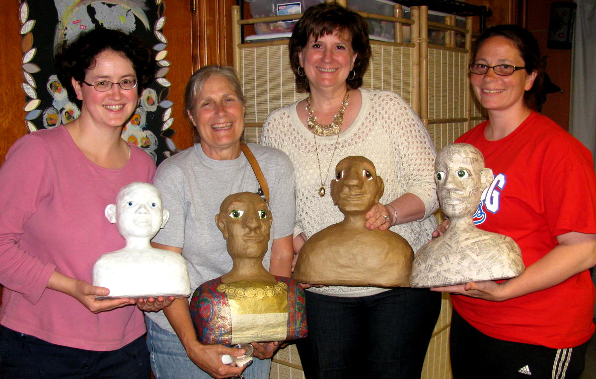 Sculpting ladies with finished heads