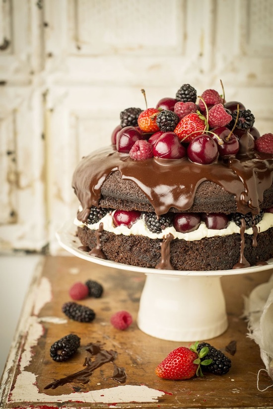 Guinness Chocolate Cake Wedding Cake - via A Little Piece of Heaven