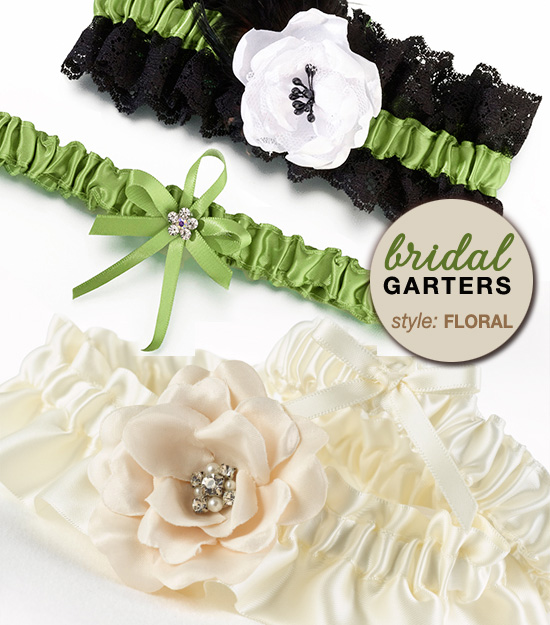 floral bridal garters from www.daisy-days.com