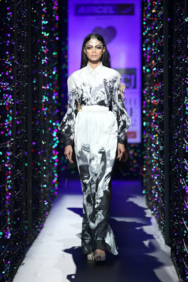 PCJ Delhi Couture Week 2012 - Manish Arora — The Purple Window