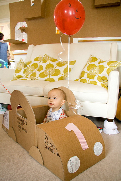Does your kid like the box almost more than he does his new toy? Celebrate the fun with this awesome party based on the classic Cardboard Box!