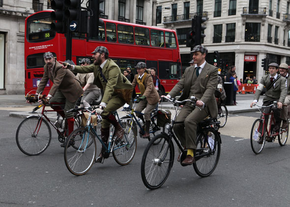 Tweed-Run-2013-London-Marshal-Team-photos-Kelly-Miller-7 (2)