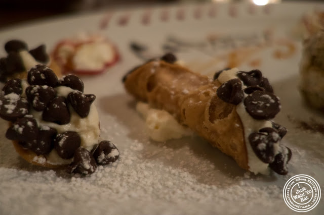 image of mini cannoli at Capizzi  in Hell's Kitchen, NYC, New York