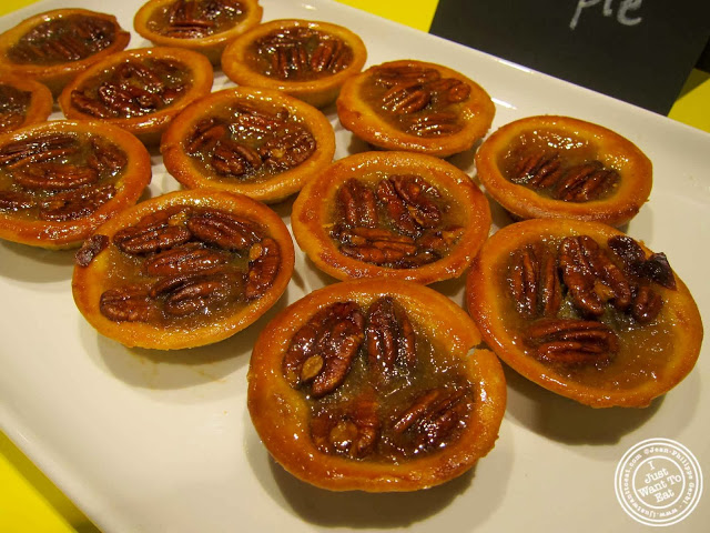 image of pecan pies at Pie Face in Chelsea, New York