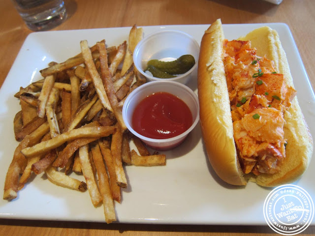 image of Lobster roll at The claw New York in Hell's Kitchen, NYC