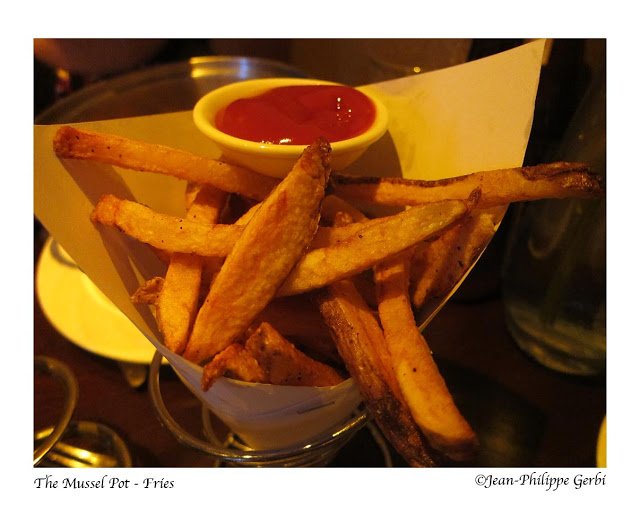 Image of French fries at The Mussel Pot in Greenwich Village NYC, New York