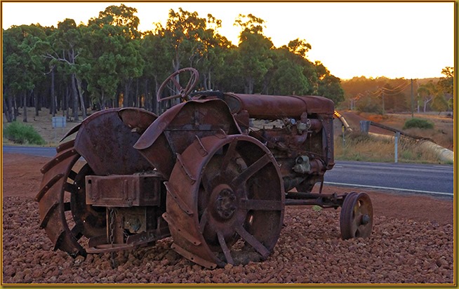 CollieWilliamsRd-FarmRelics03-650x